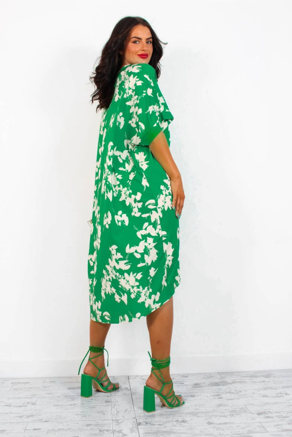 A Whole Knot Of Love - Green Floral Knot Midi Dress 5 A Whole Knot Of Love - Green Floral Knot Midi Dress - Image 5