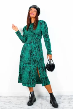 AX Paris All For You - Forest Black Paisley Midi Dress