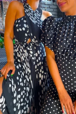 Artemis - Black Spot Pleated Maxi Dress -Glamoros Clothing Shop Artemis Black Spot Pleated Maxi Dress