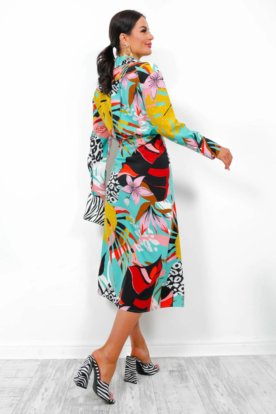 Be Your Fantasy - Turquoise Botanical Print Midi Dress 2 Be Your Fantasy - Turquoise Botanical Print Midi Dress - Image 2