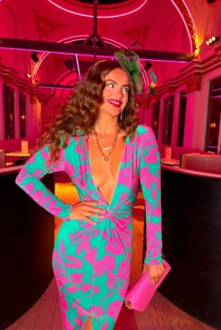 Dont Make Me Wait - Green Fuchsia Floral Plunge Midi Dress 10 Dont Make Me Wait - Green Fuchsia Floral Plunge Midi Dress -Glamoros Clothing Shop DontMakeMeWait GreenFuchsiaFloralPlungeMidiDress 2 fc4a54ba 1c07 4c5a 9e45 833fc87a242c