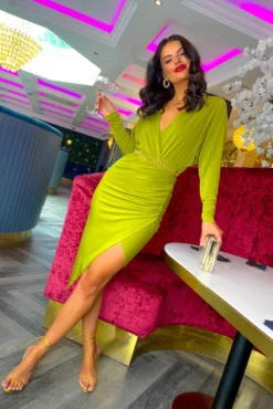 AX Paris Dressed To Perfection - Olive Ruched Midi Dress