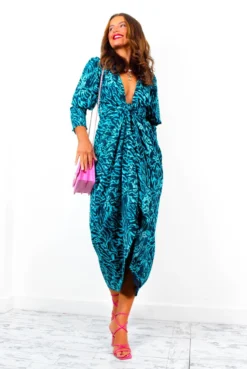 Glamorous Drive Em Wild - Blue Black Animal Print Midi Wrap Dress -Glamoros Clothing Shop DriveEmWild BlueBlackAnimalPrintMidiWrapDress 7