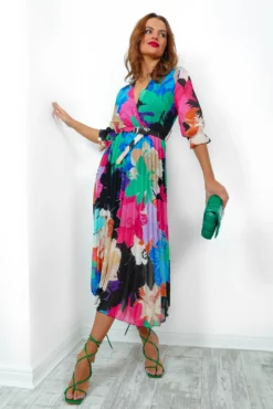 Flirty In Floral - Black Multi Pleated Midi Dress 11 Flirty In Floral - Black Multi Pleated Midi Dress -Glamoros Clothing Shop FlirtyInFloral BlackMultiPleatedMidiDress3