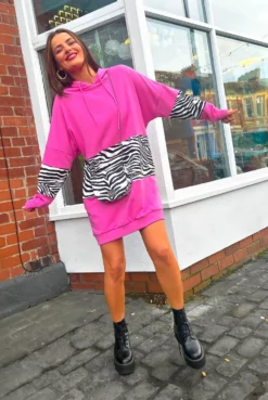 Liquorish Got A Hood Feeling - Pink Zebra Panel Oversized Sweatshirt Dress