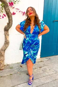 Simple And Elegant - Blue Green Angel Sleeve Midi Dress