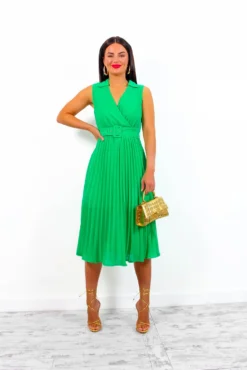 Midsummer Love - Green Pleated Midi Dress