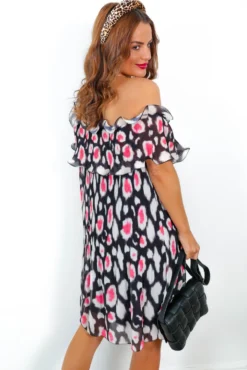 My Rules - Black Fuchsia Pleated Mini Dress -Glamoros Clothing Shop MyRules BlackFuchsiaPleatedMiniDress6