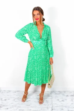 Oh So Lavish - Green Animal Print Pleated Midi Dress -Glamoros Clothing Shop OhSoLavish GreenAnimalPrintPleatedMidiDress 5