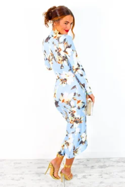 Simple And Elegant - Blue Floral Long Sleeve Midi Dress -Glamoros Clothing Shop SimpleAndElegant BlueFloralLongSleeveMidiDress 5