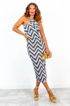 So Into You - Black White Zig Zag Print One Shoulder Midi Dress -Glamoros Clothing Shop SoIntoYou BlackWhiteZigZagPrintOneShoulderMidiDress 3 3